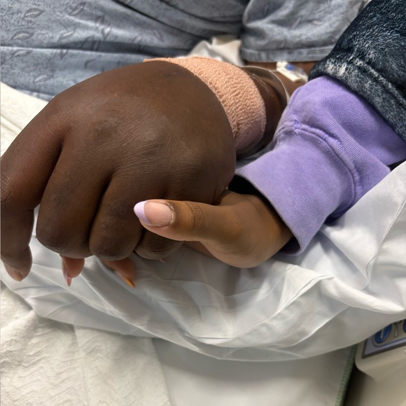 Meet your Posher, Calandra - Picture 3 of 3